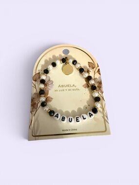 Abuela - Grandmother Beaded Stretch Bracelet in Black, White & Gold